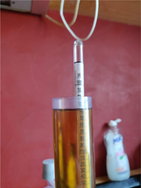 Fichier:Densimètre 1,034.png